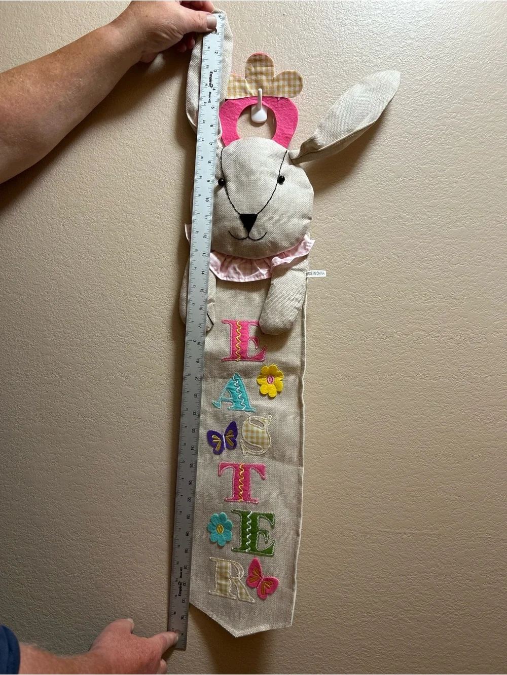 Large Easter Decor Bundle - Hanging Signs, Carrots, and Bunnies